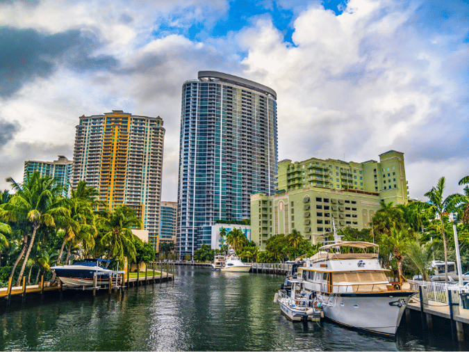 Fort Lauderdale waterfront homes, condominiums, docks, and boats along the Intracoastal Waterway
